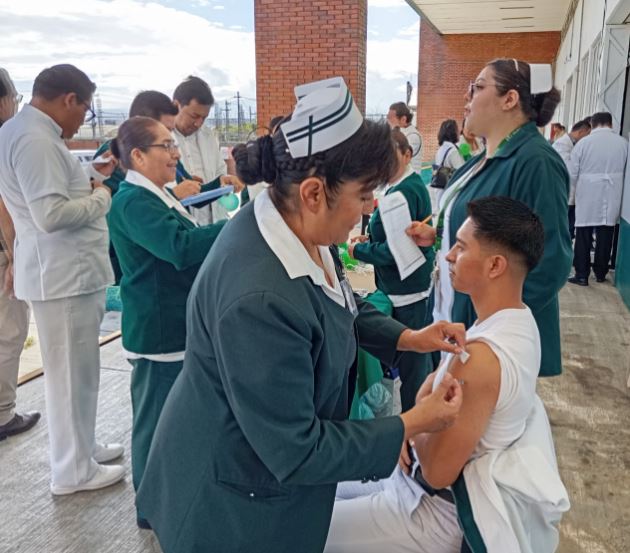 Inició IMSS Tlaxcala vacunación contra influenza