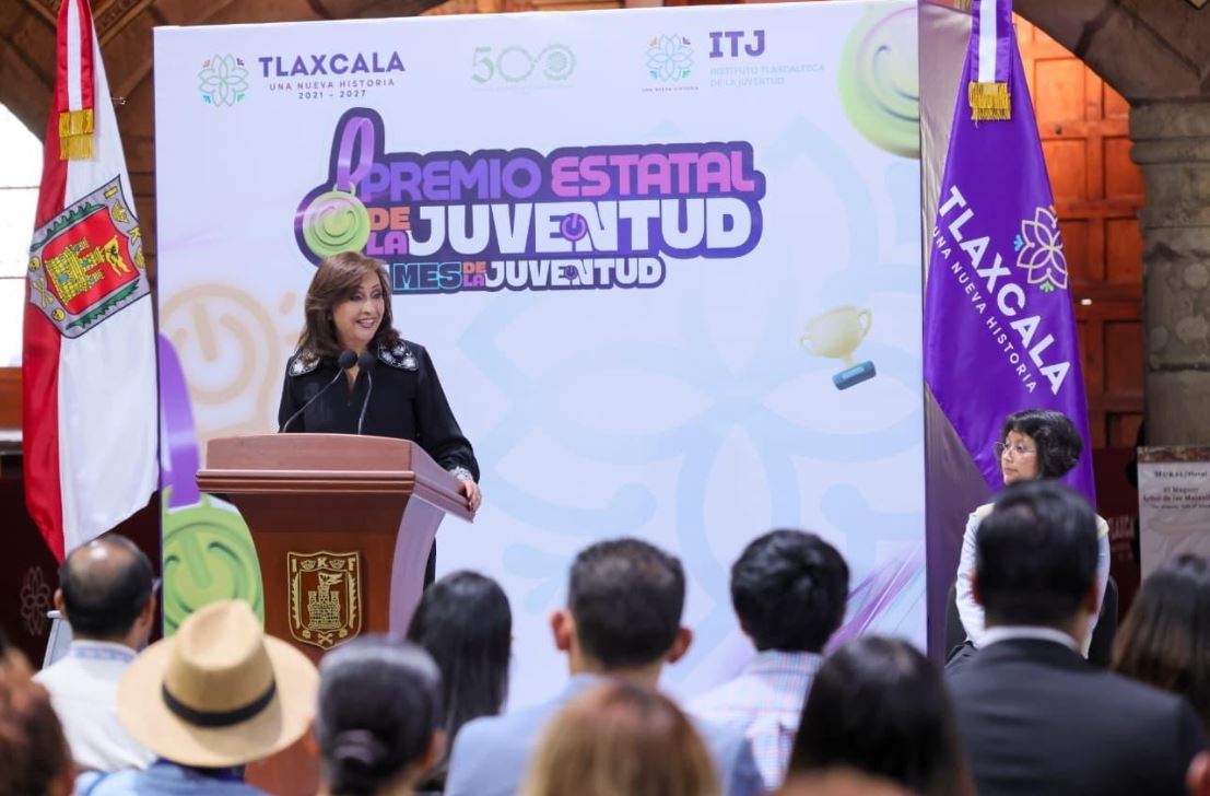 Otorgan Premio Estatal de la Juventud 2025 a 12 adolescentes y jóvenes
