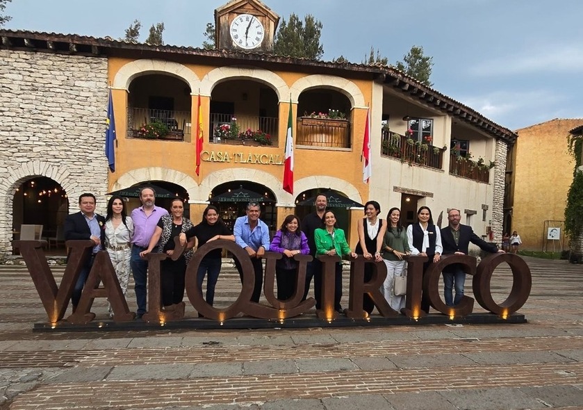 Develan placa en fuente de Val’Quirico para apoyar a infantes del CAS del Sedif