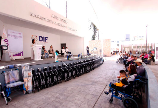 Benefició Sedif Tlaxcala a 300 personas con aparatos funcionales