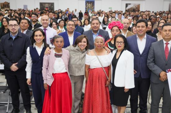 Premian a jóvenes tlaxcaltecas por impulsar la transparencia y la rendición de cuentas 