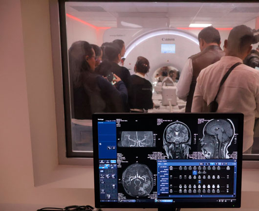 Mejora gobierno estatal diagnósticos médicos con nuevo equipo de resonancia de última generación