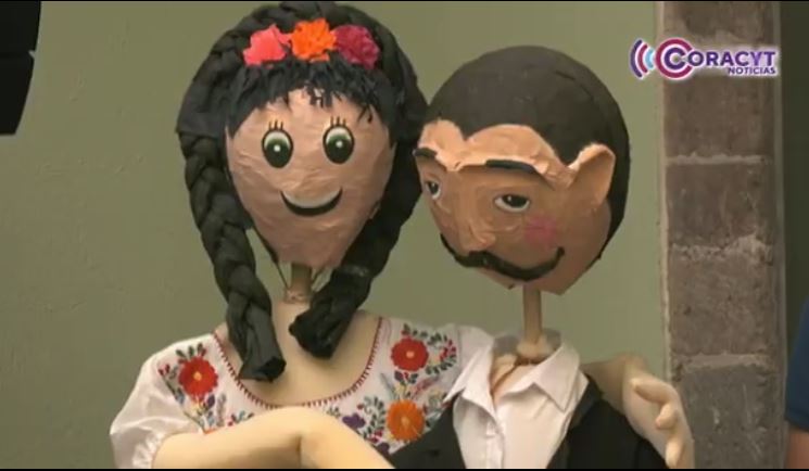 Matachines deleitaron al público en el Centro Histórico de Tlaxcala