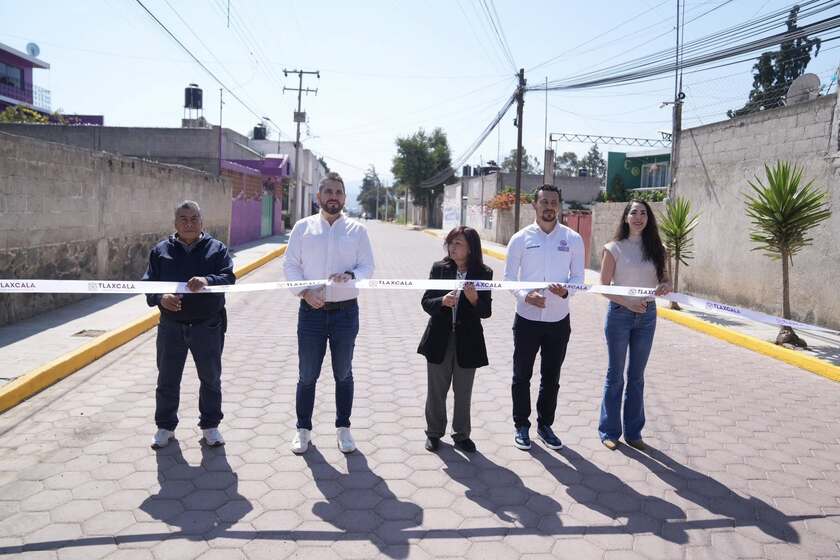 Invirtió gobierno estatal 5.4 MDP para mejorar vialidades en Apetatitlán