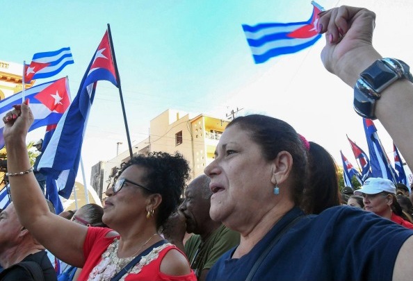 China reitera su apoyo a Cuba contra la “injerencia extranjera”