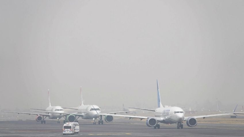 Revisan avión en Terminal 1 del AICM tras una amenaza de artefacto explosivo