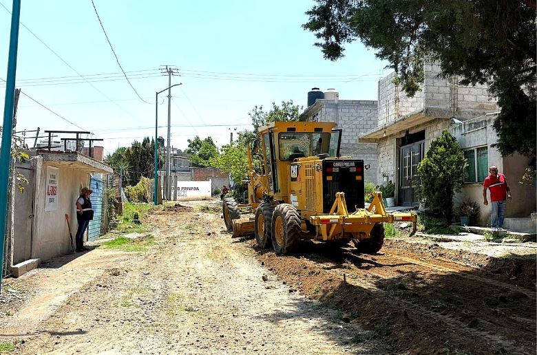 Gobierno de Alfonso Sánchez García mejora vialidades en la loma Xicohténcatl