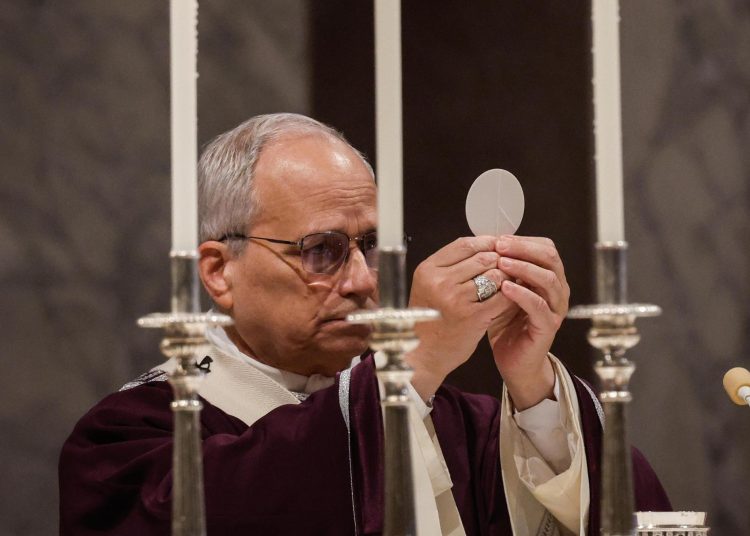 El papa León XIV preside su primer Miércoles de Ceniza en Roma