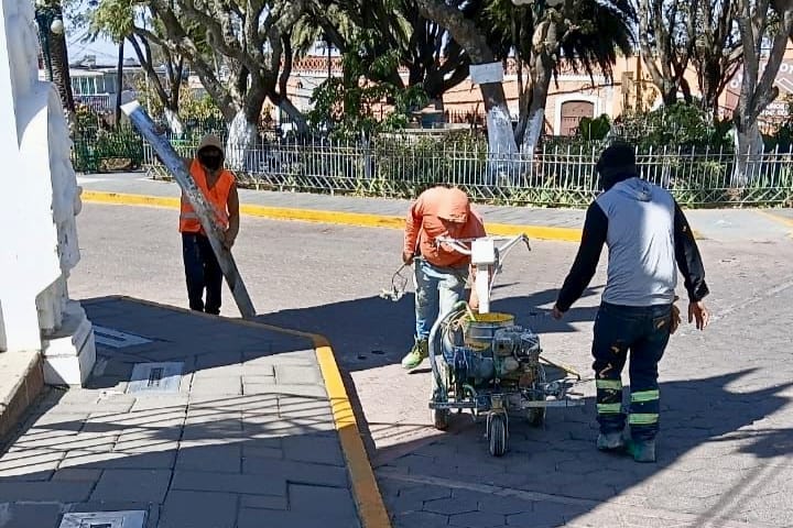 Gobierno que escucha y resuelve rescata espacios públicos en Tepehitec, Ocotlán, Ixtulco y Tlacomulco