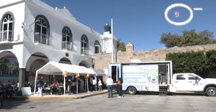 Accedieron habitantes de Atzitzimititlán, Apetatitlán, a trámites y servicios 