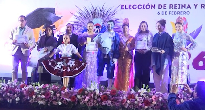 Coronan a Diana Valeria Fragoso como reina del