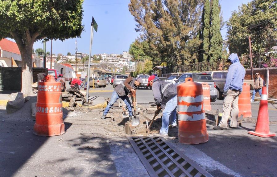 Ayuntamiento de Tlaxcala atiende punto estratégico y refuerza seguridad vial en zona del centro
