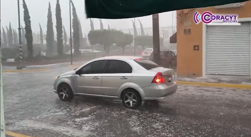Lluvia con granizo generó afectaciones menores en Tlaxcala capital