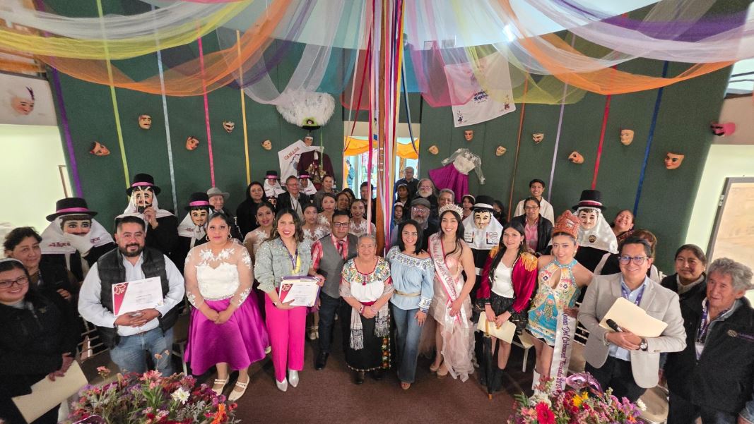 Archivo Histórico inaugura exposición que visibiliza papel de las mujeres en el carnaval