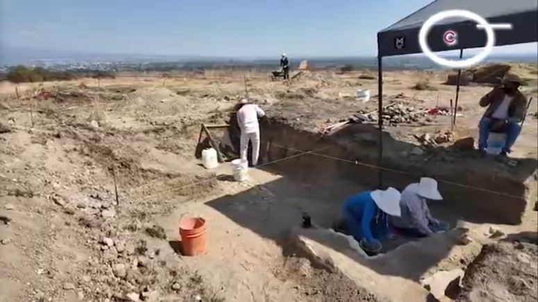 Estudian especialistas del INAH vestigios prehispánicos en Tetlatlahuca 