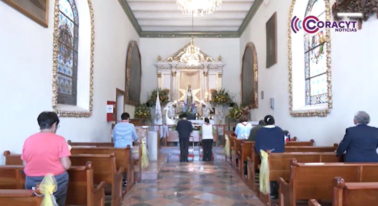 Oran feligreses por la paz en la Basílica de Ocotlán