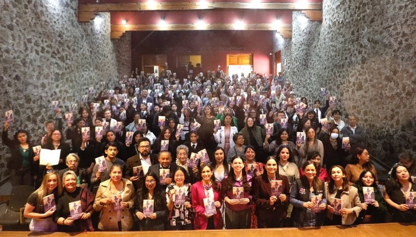 Inspiró “Tlaxcala lee a las mujeres” a estudiantes y habitantes de diez municipios