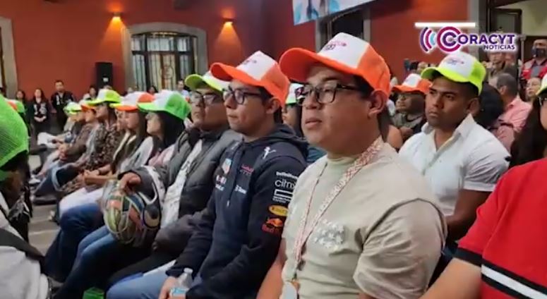 Más de 800 jóvenes mejoran su visión con programa del ITJ
