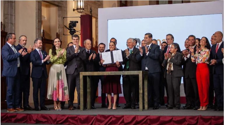 Sheinbaum anuncia acuerdo para que solo se use acero producido en México en obras públicas