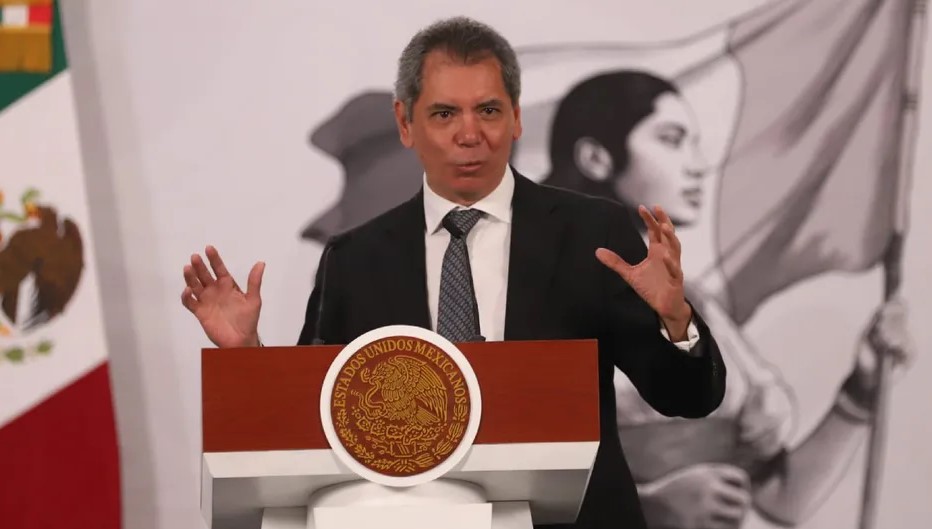 Gobierno anuncia acuerdo para reducir comisiones al pagar con tarjeta y vales