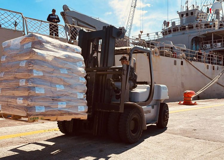 México envía 814 toneladas de víveres a Cuba