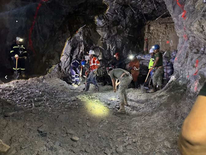 Autoridades confirman identidad del trabajador de la mina Santa Fe, en Sinaloa