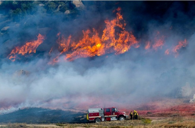 Incendio Springs en California contenido al menos en 45%