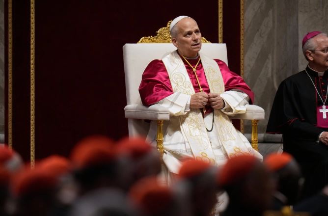 “¡Basta ya de la guerra!”, exclama León XIV en una oración por la paz mundial