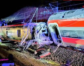 21 muertos y más de 100 heridos en la primera gran tragedia del tren de alta velocidad en España
