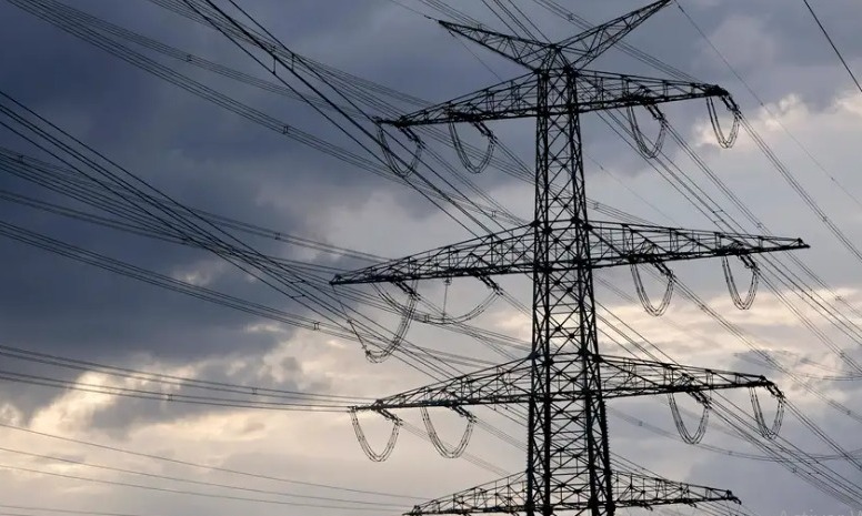 Tormenta Nils: 900.000 hogares sin electricidad en Francia