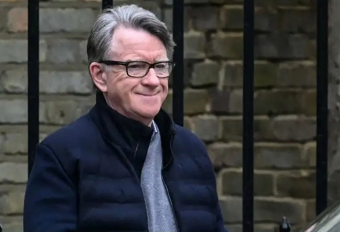 Exembajador británico es arrestado en marco de caso Epstein