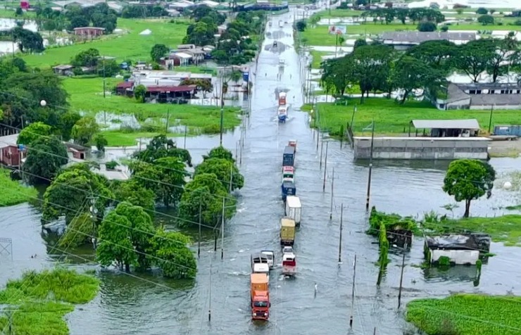 Ecuador declara emergencia nacional por lluvias severas