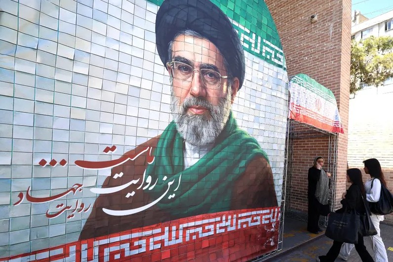 Irán lanza ultimátum a EU para que acepte su plan de paz