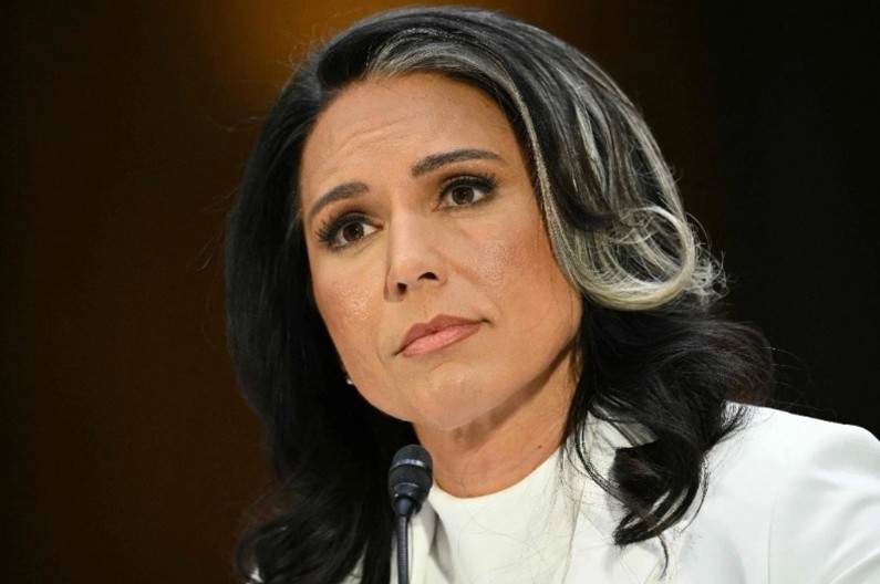 Tulsi Gabbard renuncia como directora de Inteligencia Nacional de EU