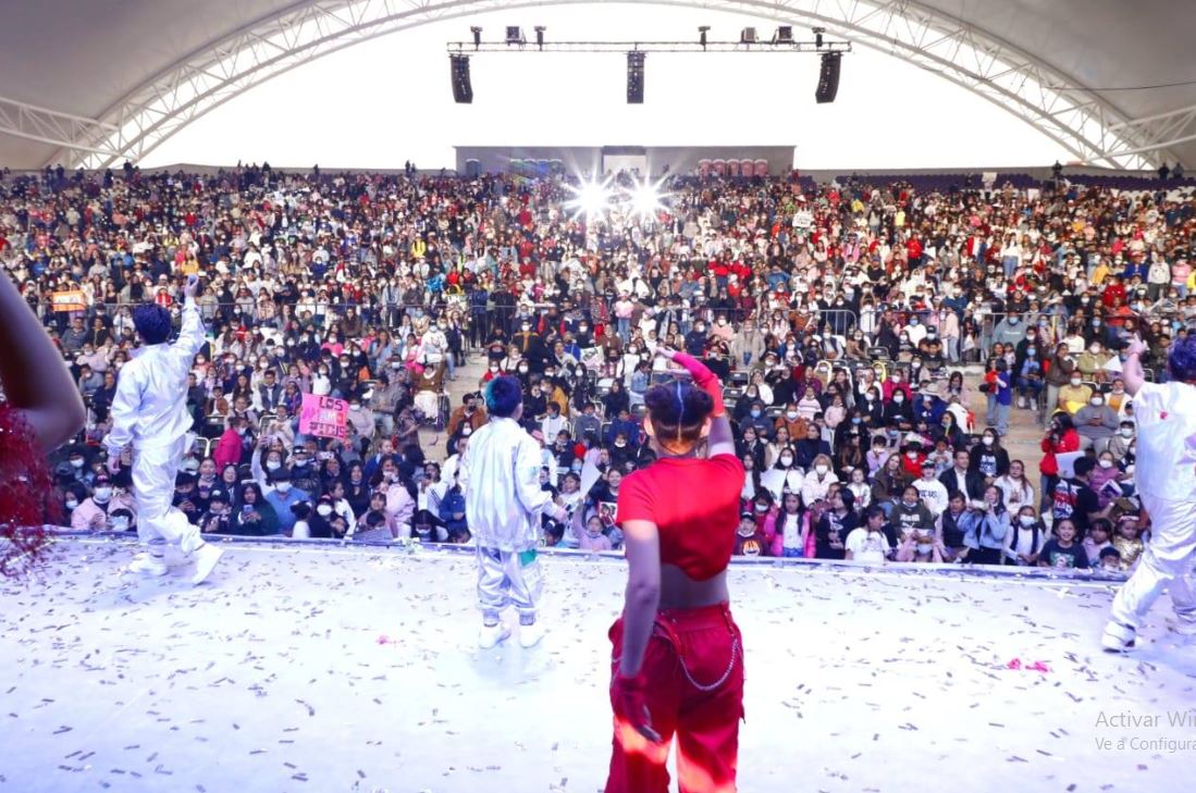 Infantes tlaxcaltecas celebraron el “Día de Reyes” con “Picus” 